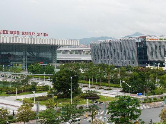 Vienna International Hotel (Shenzhen North Railway Station) 51/54