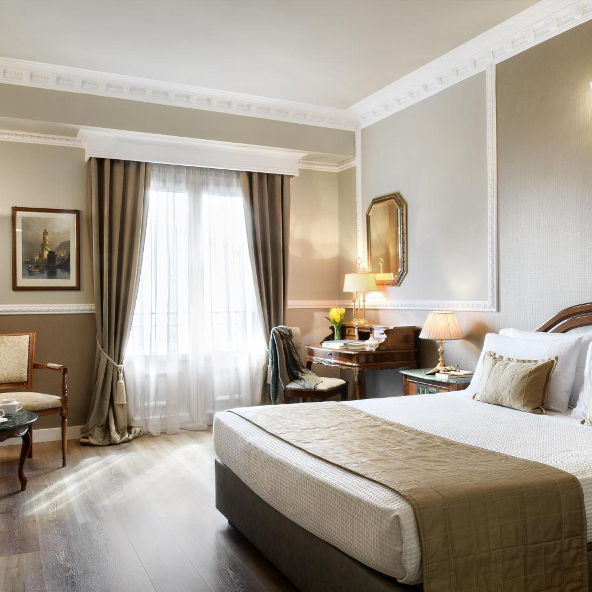 Premium, Double Bed, Lateral Side Sea View