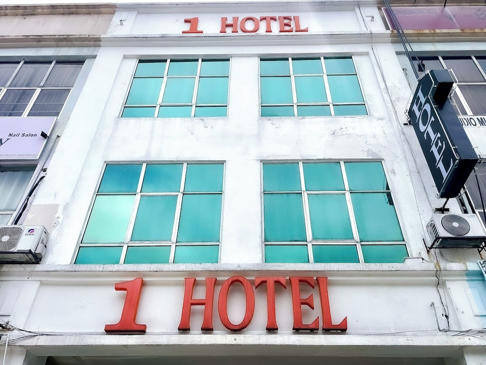 1 Hotel Taman Connaught 2/58