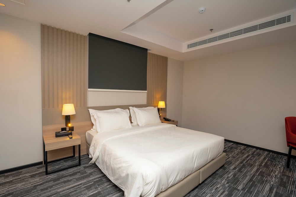DELUXE, APARTMENT