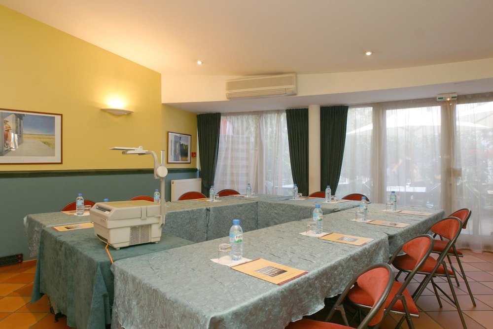 Hotel Claret Bercy 46/48