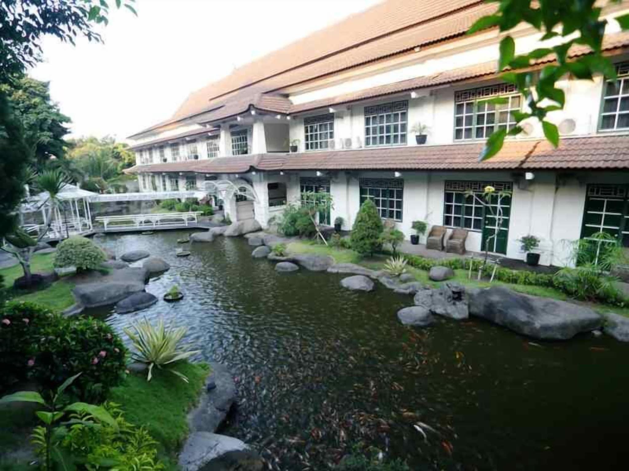 Hotel Merdeka Kediri 17/20
