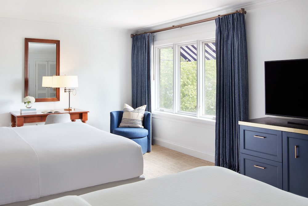 Premium, 2 Queen Beds, Balcony
