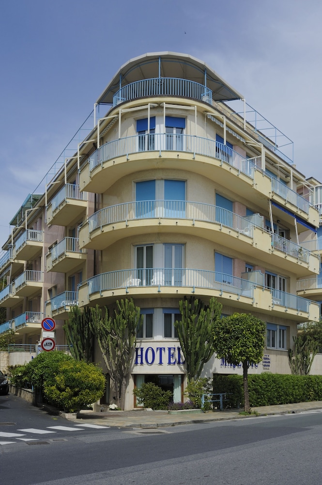 LVG Hotel Collection - Majestic
