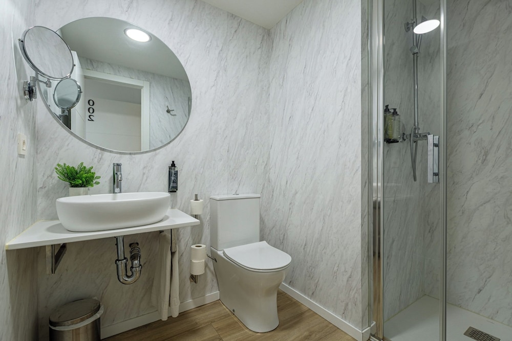 Iraipe Gorbea Hotel 39/48