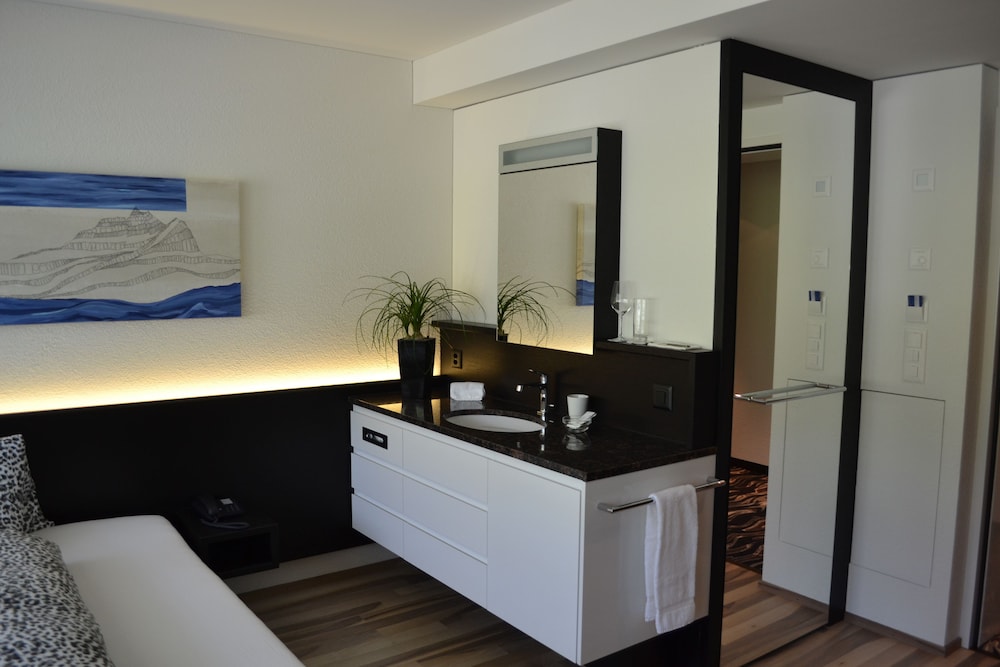Hotel Glanis 11/50