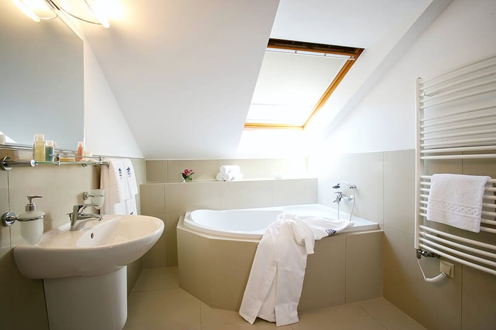 Gourmet Hotel Villa Patriot 30/72