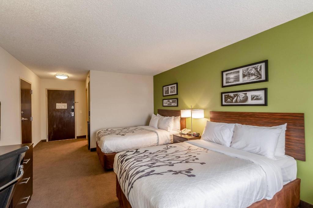 Upgrade, 2 Double Beds