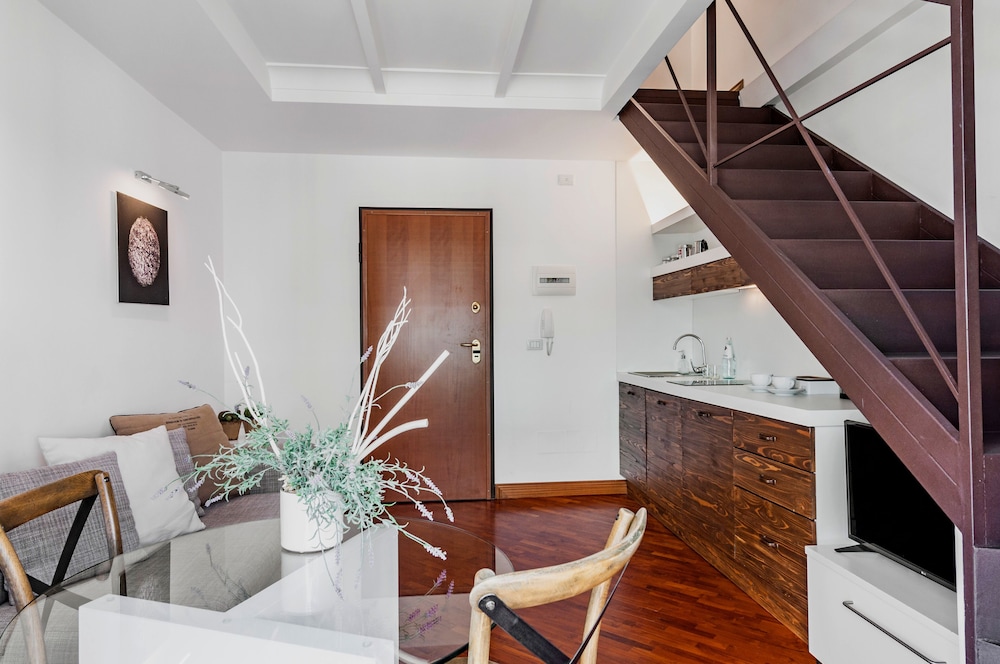 Ferrini Home Residence 150 59/76