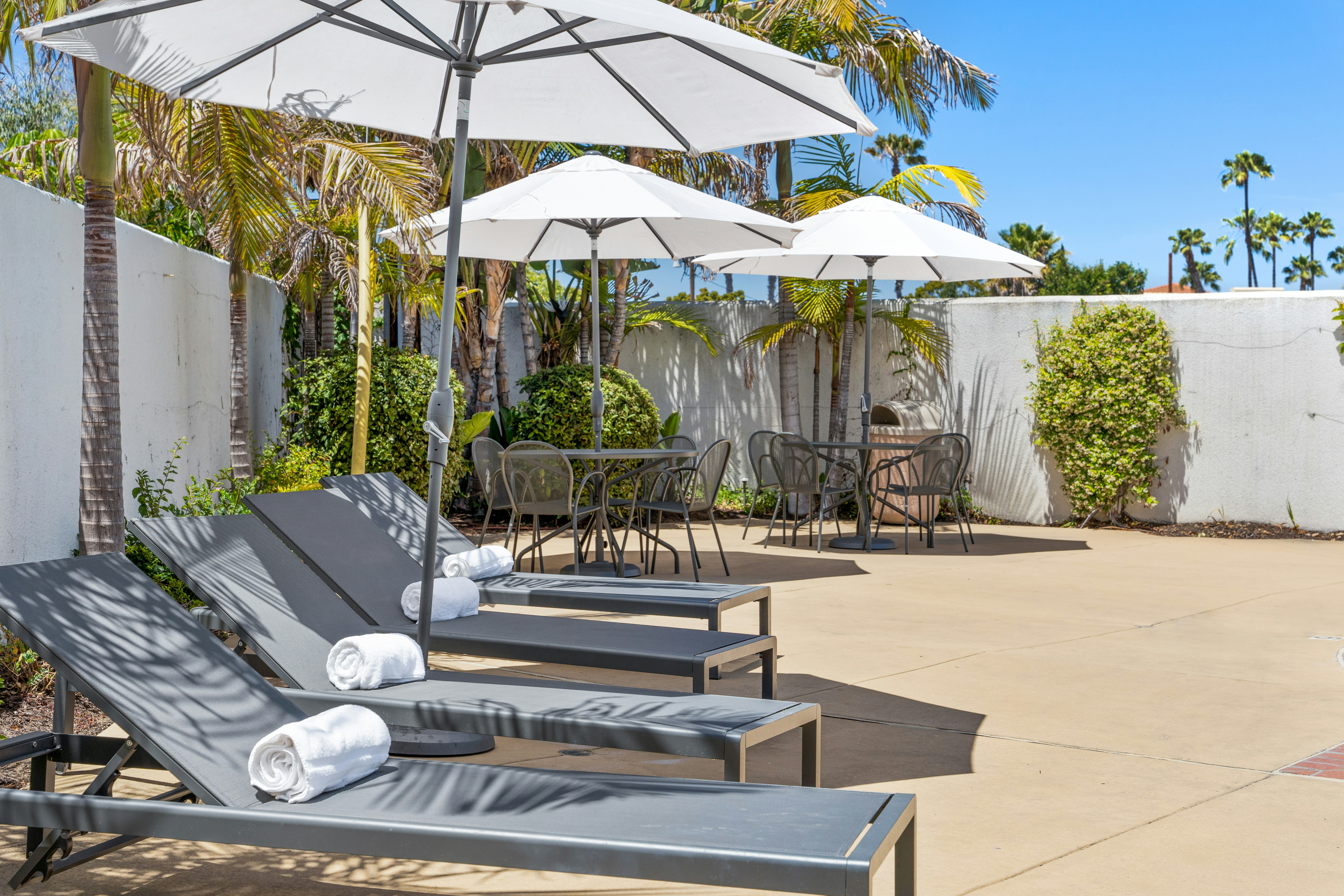 Casablanca Inn 51/71