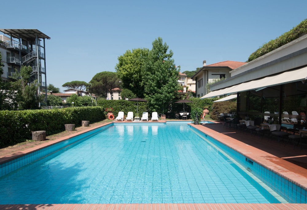 Hotel Michelangelo and Day SPA 66/70