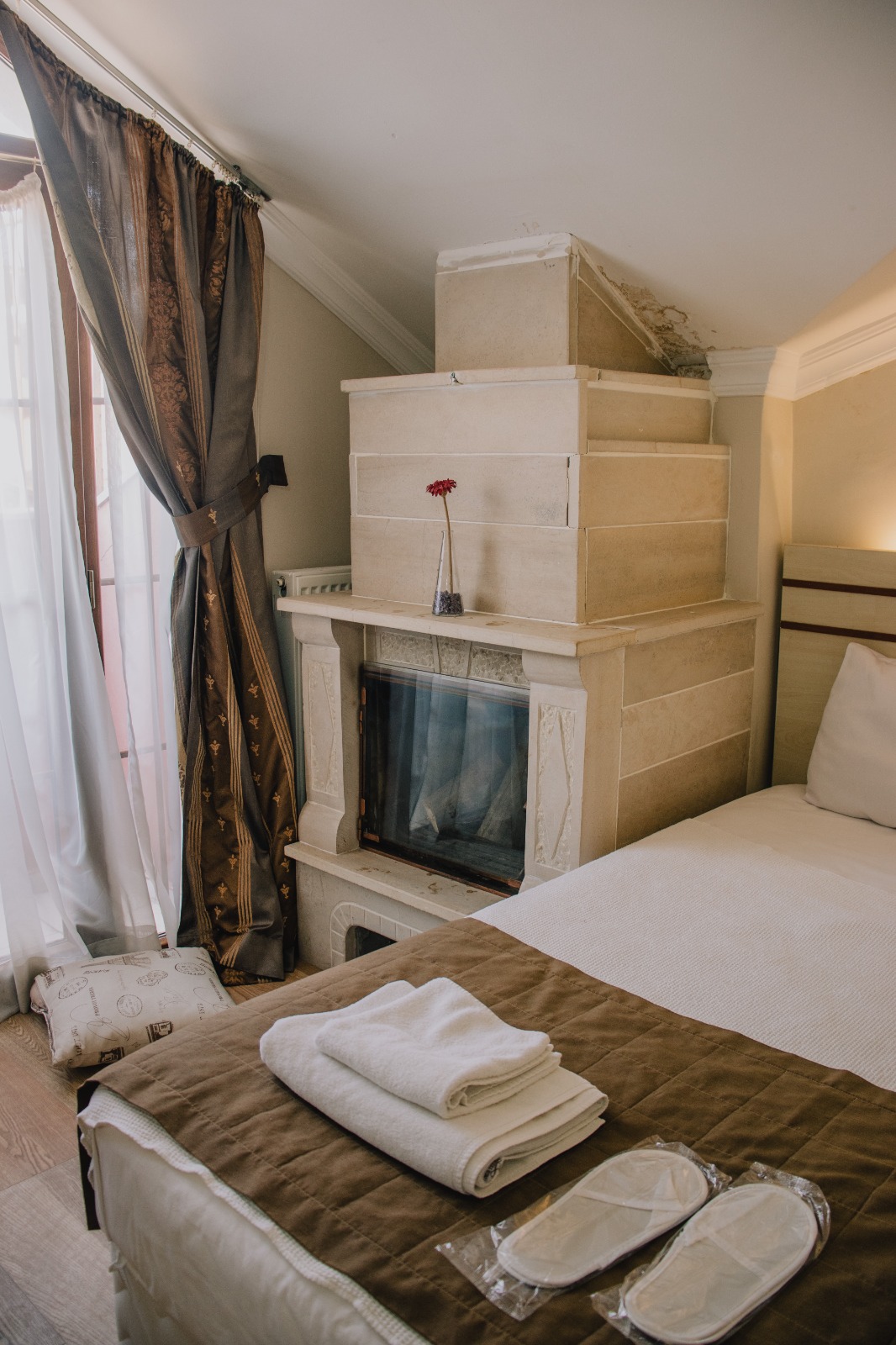 Ayisigi Hotel 5/23