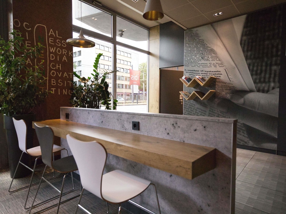 Ibis Hotel Koln Centrum 44/68