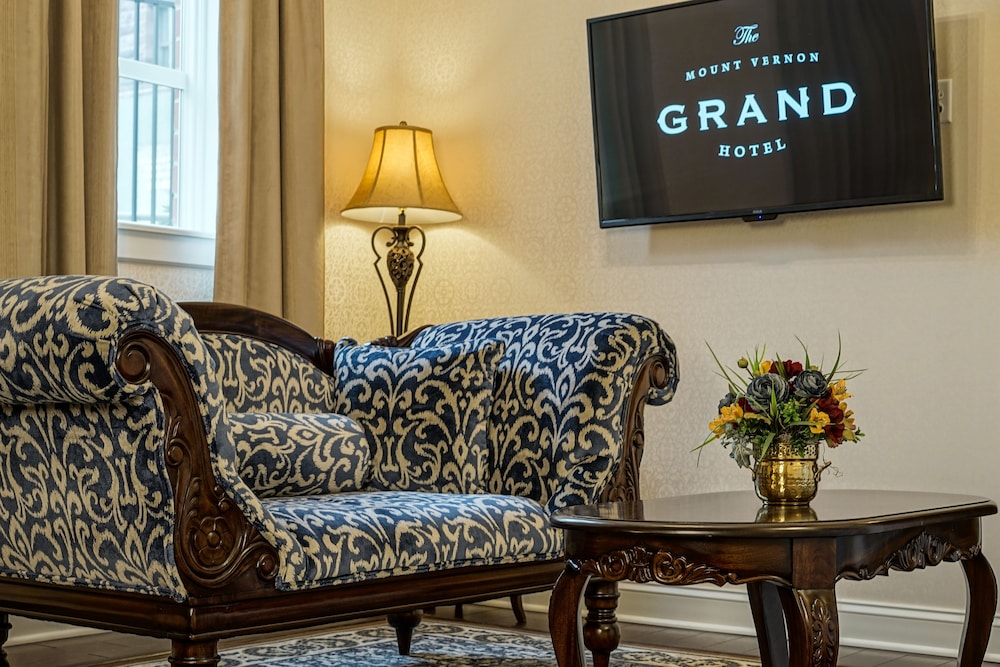 The Mount Vernon Grand Hotel 20/45