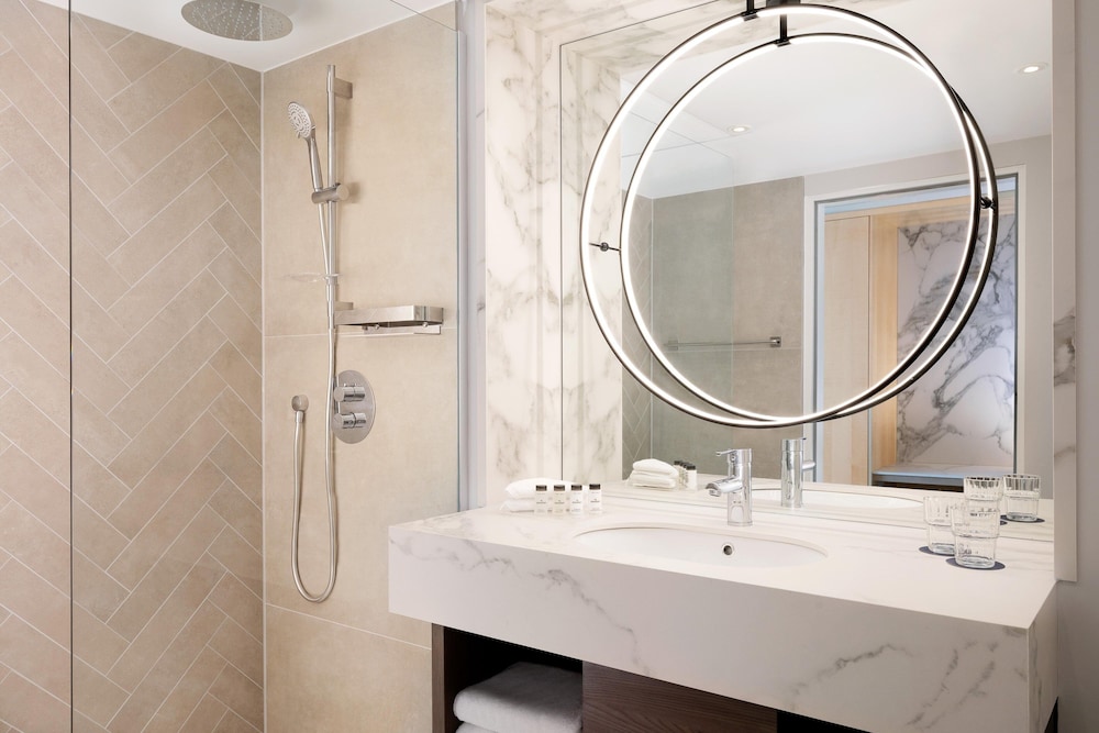 Sheraton Frankfurt Airport Hotel And Conference Center 24/75