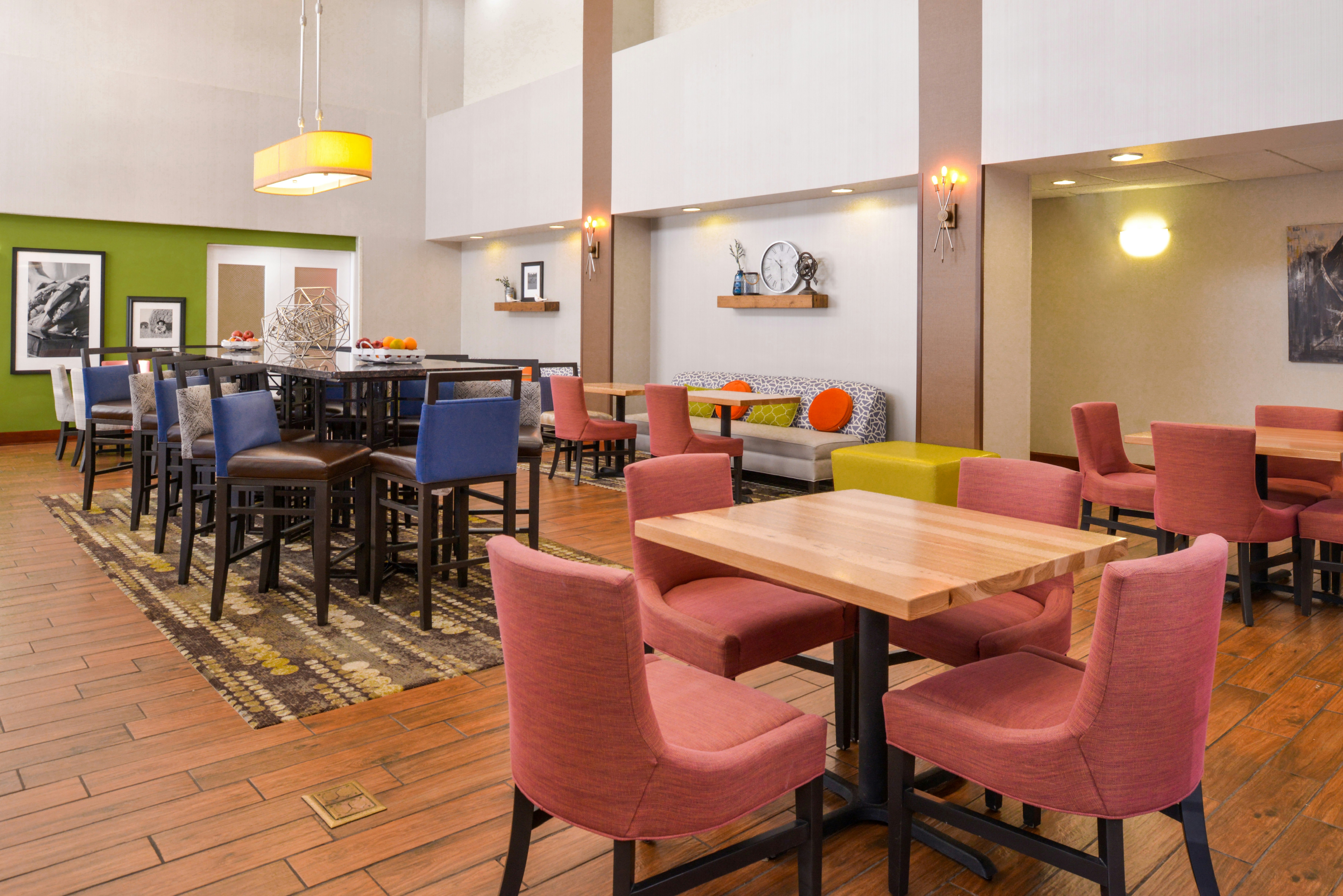Hampton Inn Suites Wilmington 38/51