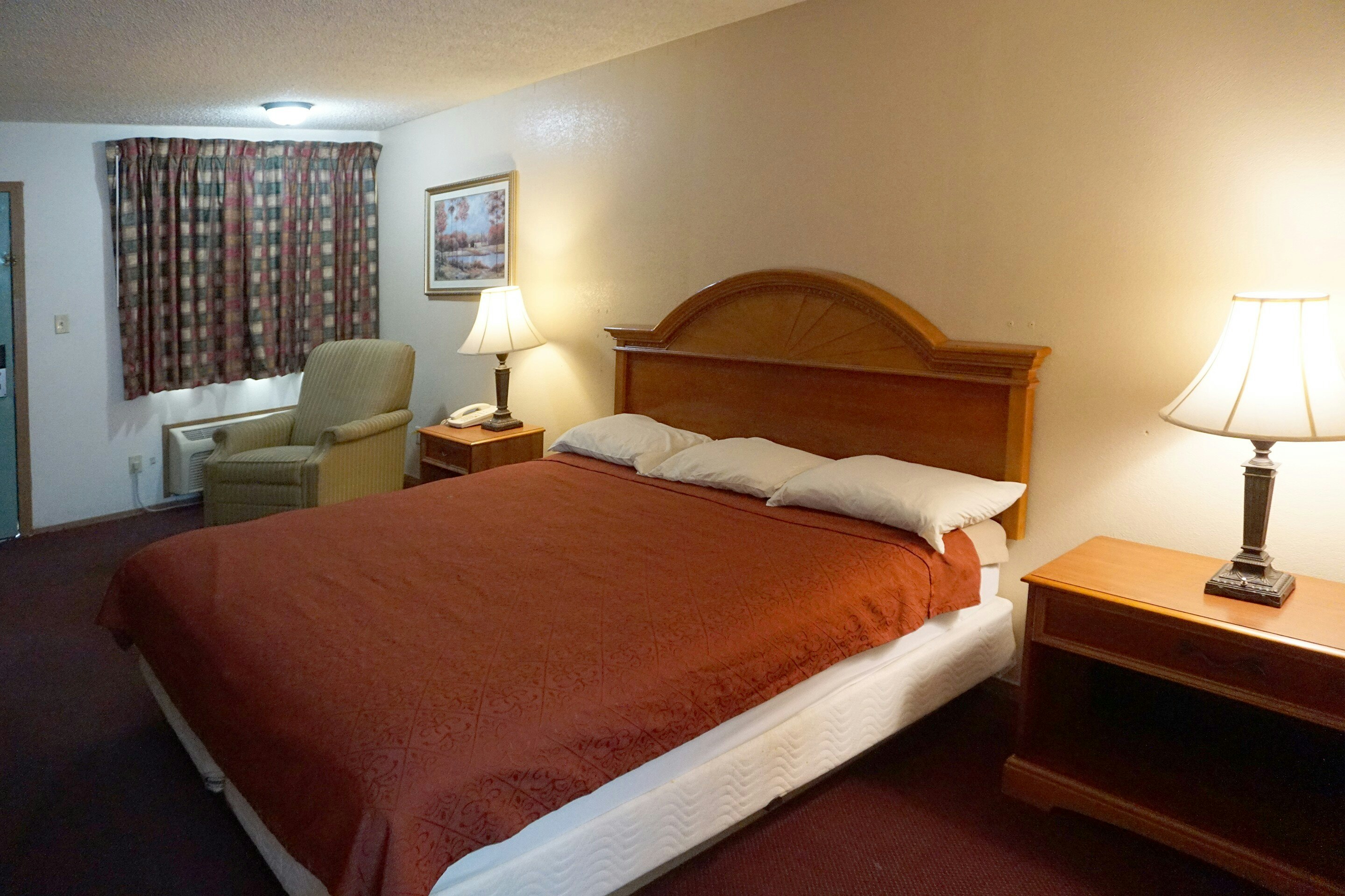 غرفة بسرير كينج، Hotel Altus N Main St 2/4