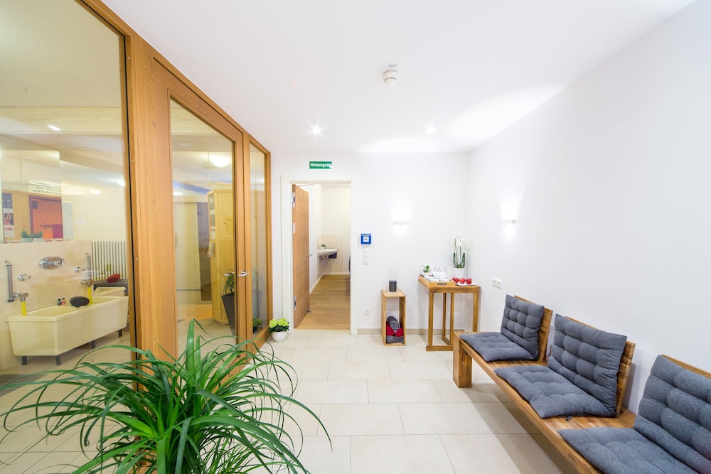 Kurhotel Roswitha 50/72