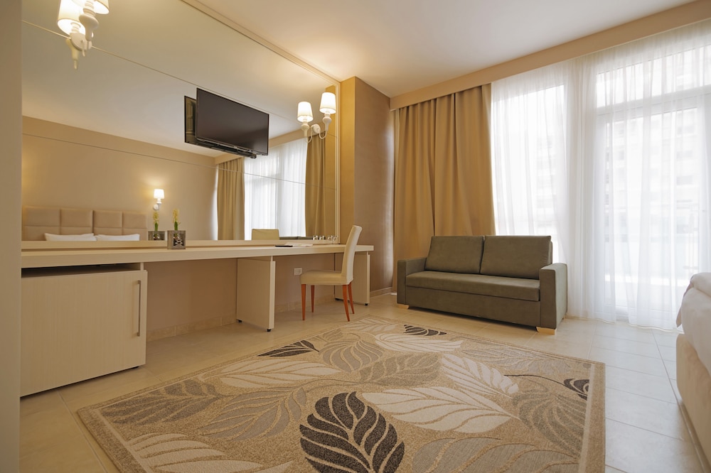 Hotel Horizont 50/62