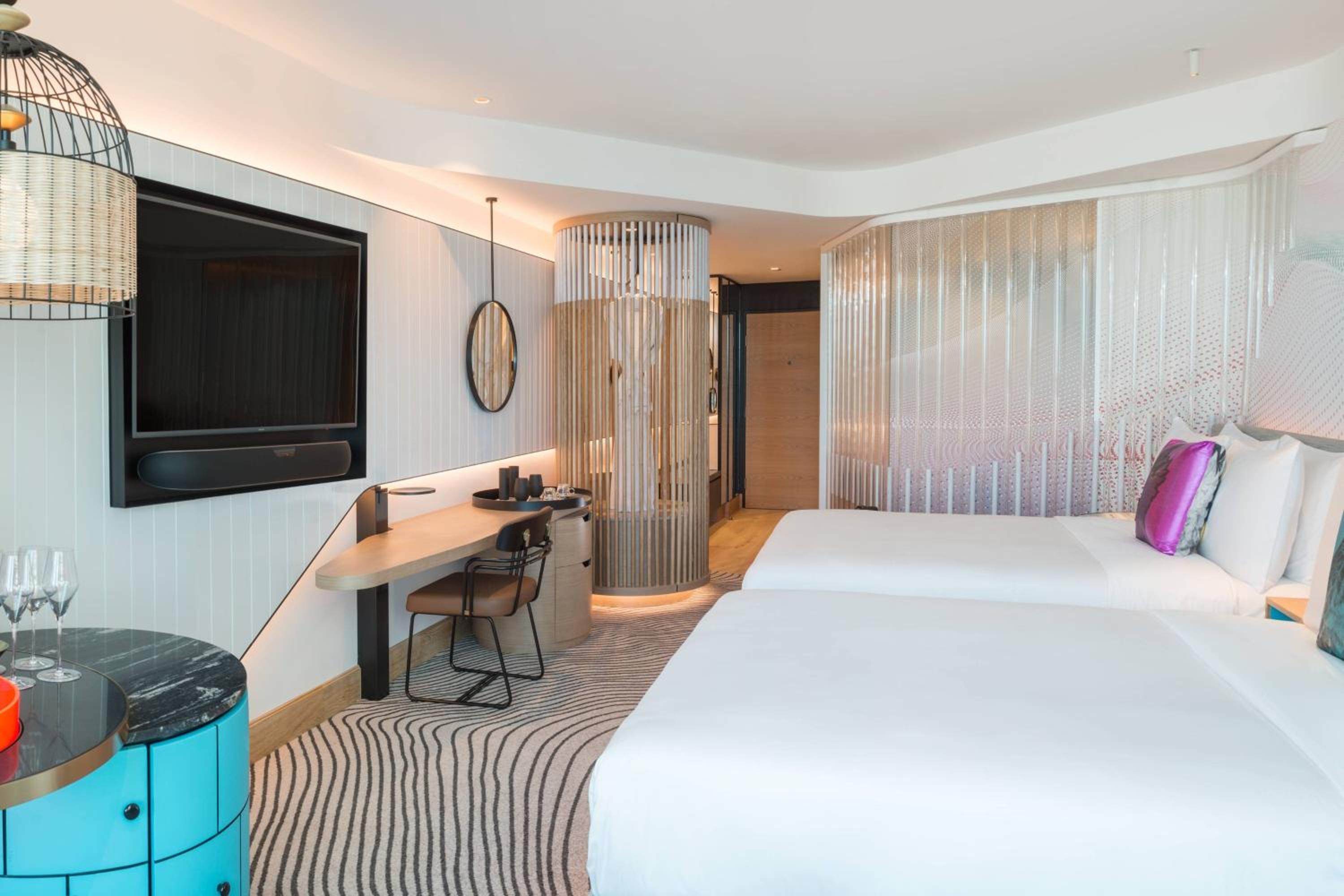 Standard, Double Bed, Partial River View