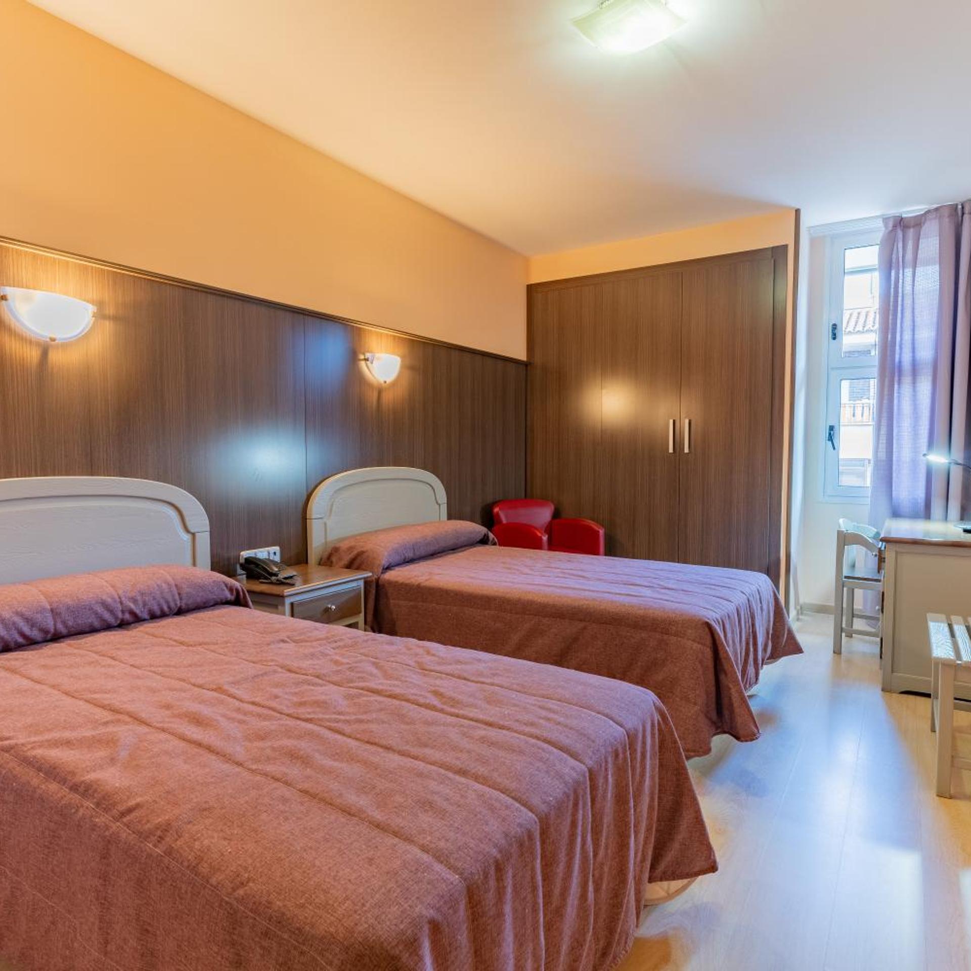 HOTEL MONREAL 13/50
