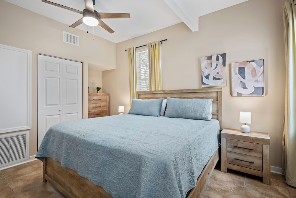 The Ringling Beach House 26/75