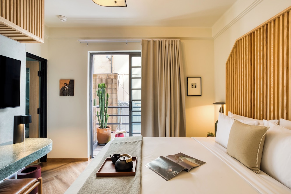 Rodona Hotel 11/50