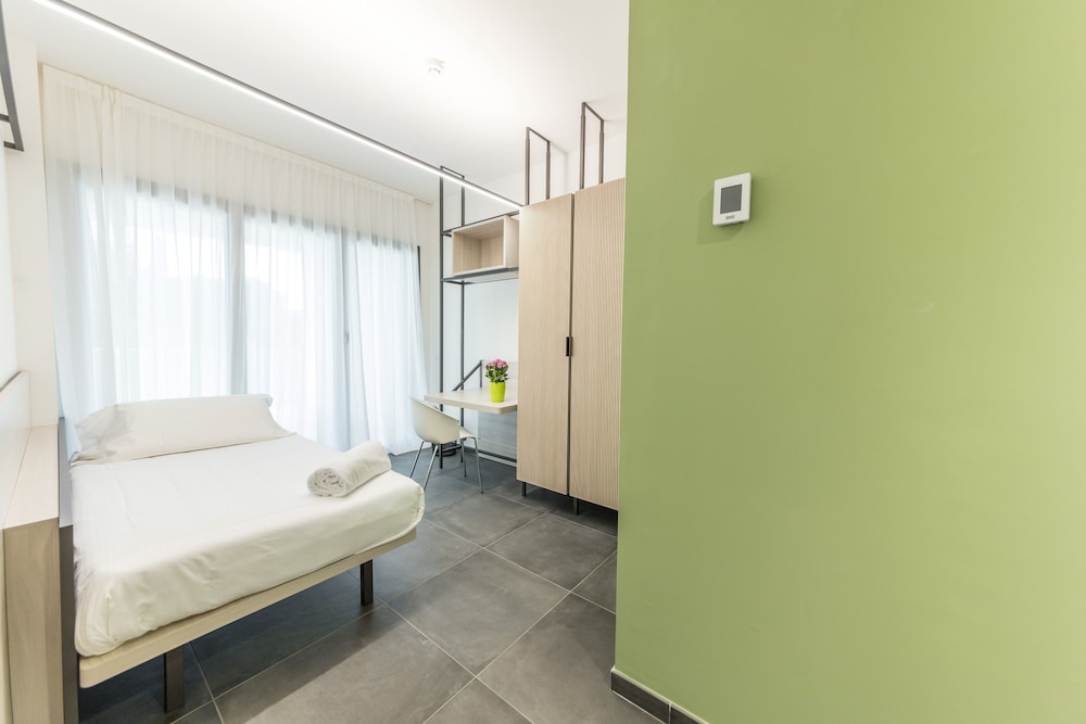 Camplus Guest Roma 11/53