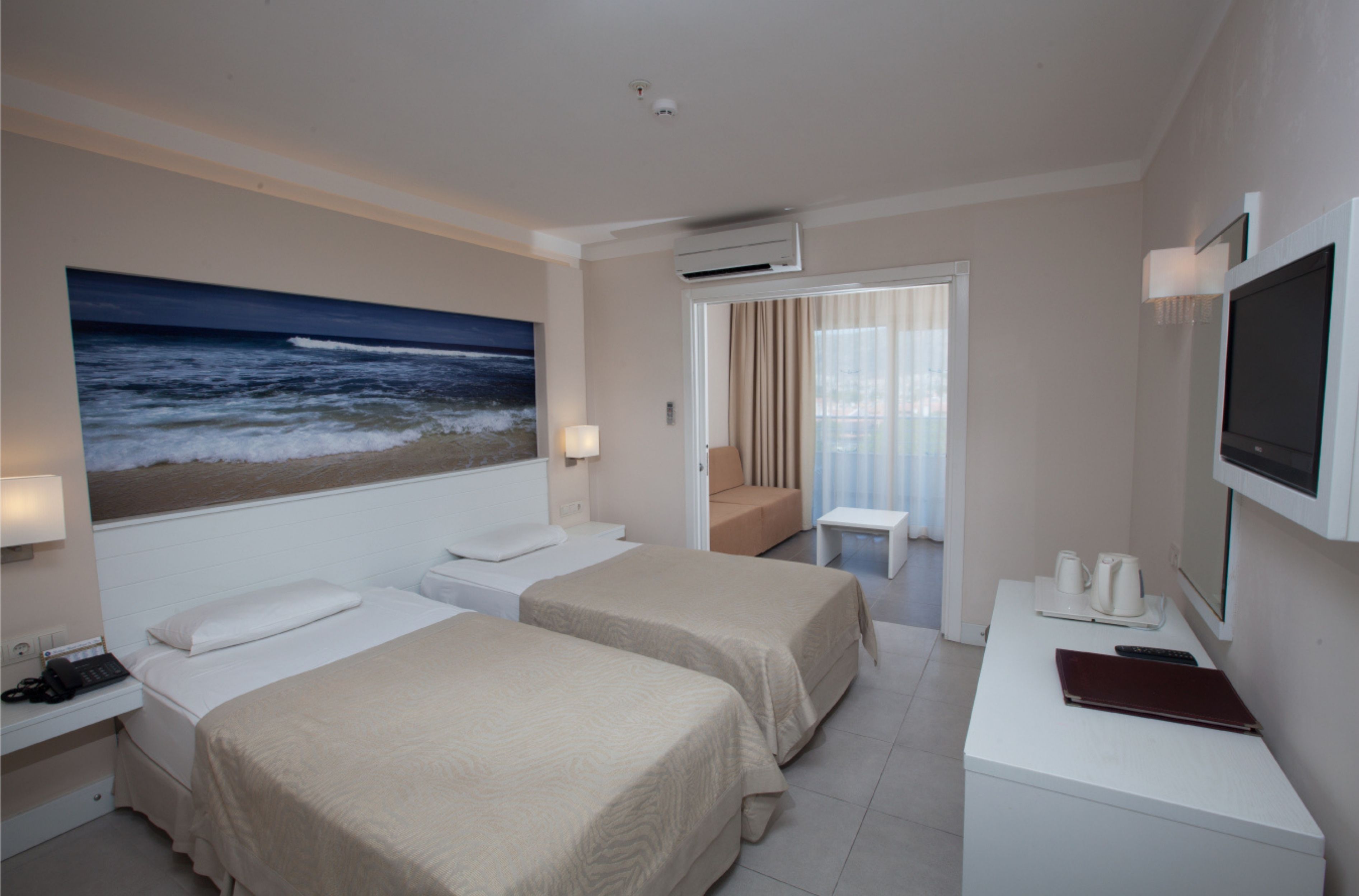 FAMILY SELECT SIDE SEA VIEW