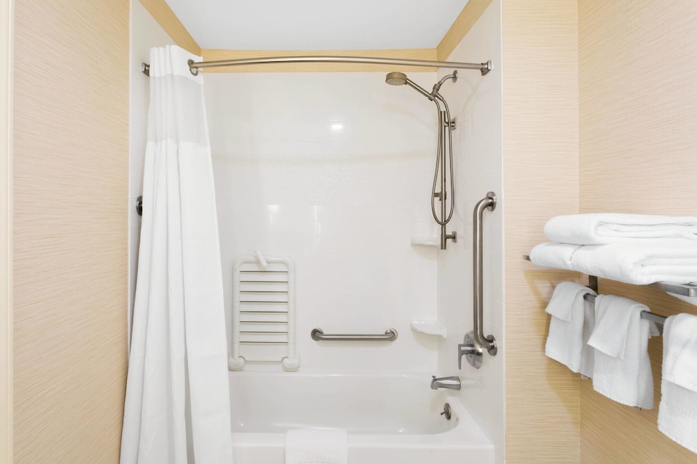 Fairfield Inn & Suites By Marriott Santa Fe 12/48