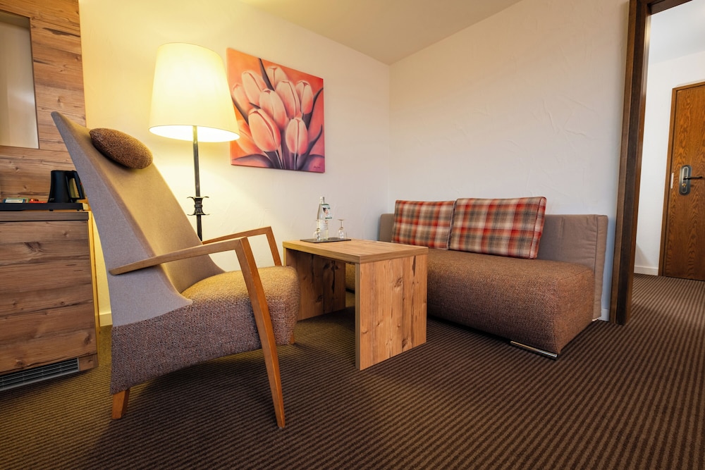 Hotel Vier Jahreszeiten am Schluchsee 35/55