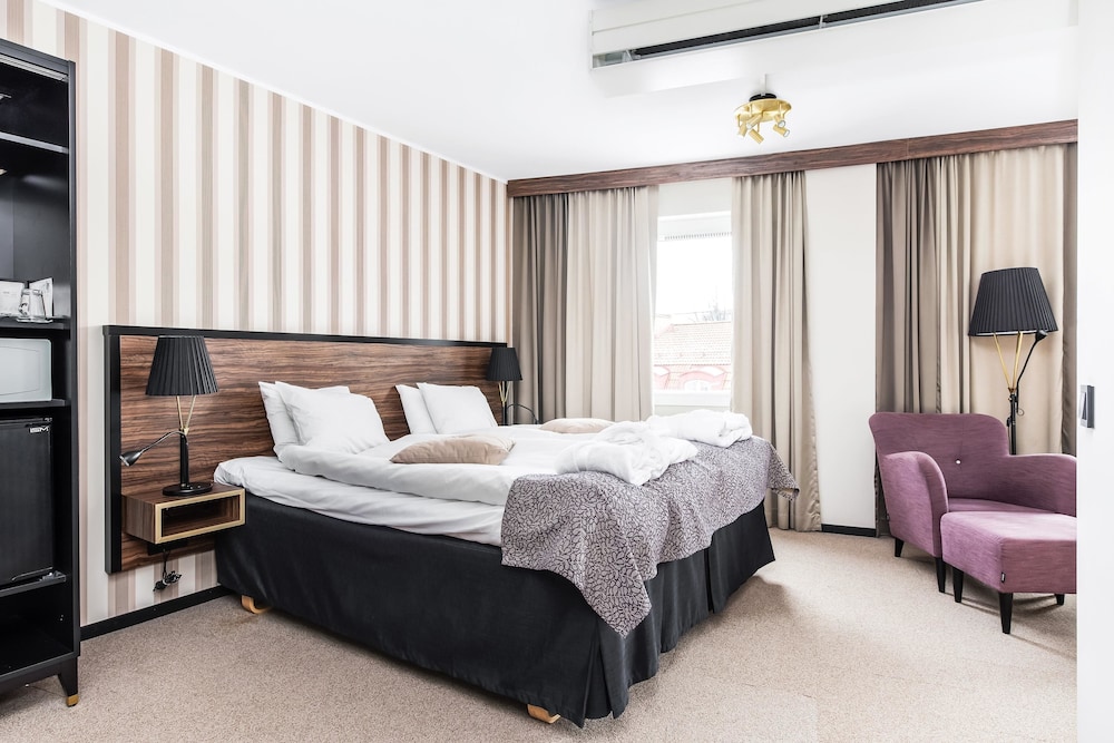 Home Hotel Slottsparken 27/68