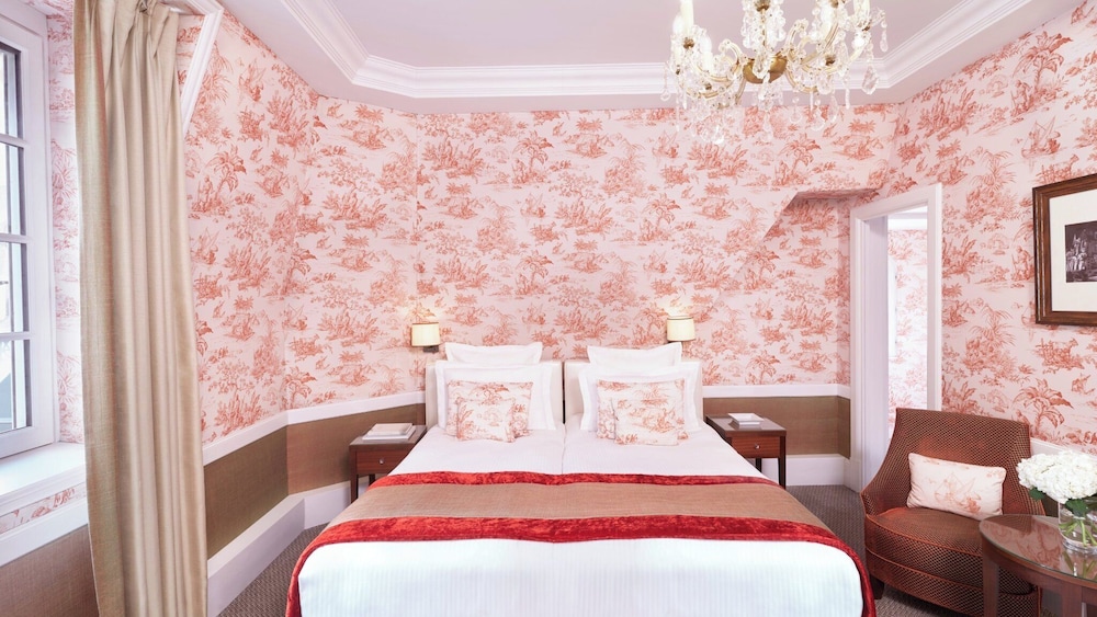 Prestige, King Bed