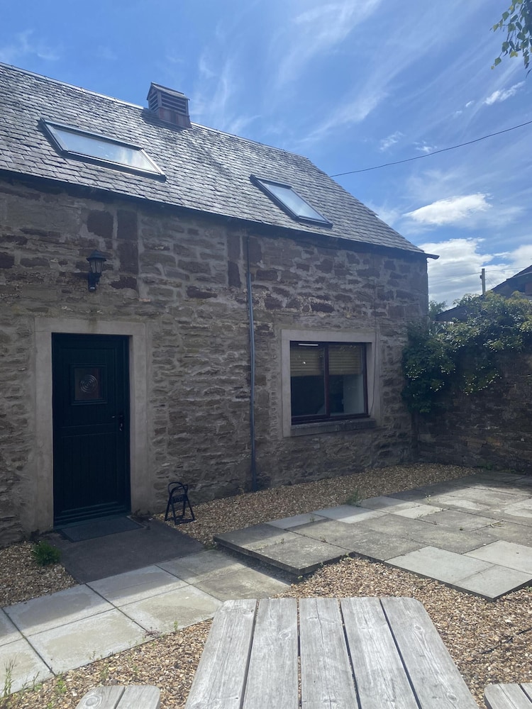 Smiddy Haugh Hotel 5/50