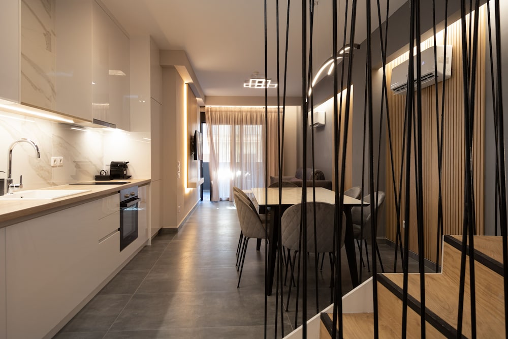 LUX&EASY Athens Downtown Residences 5/50