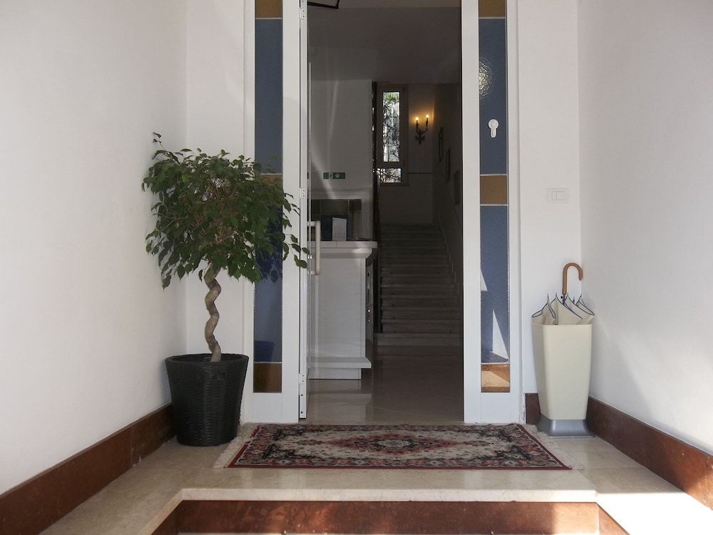 Albergo Amalfi Milano 3/67