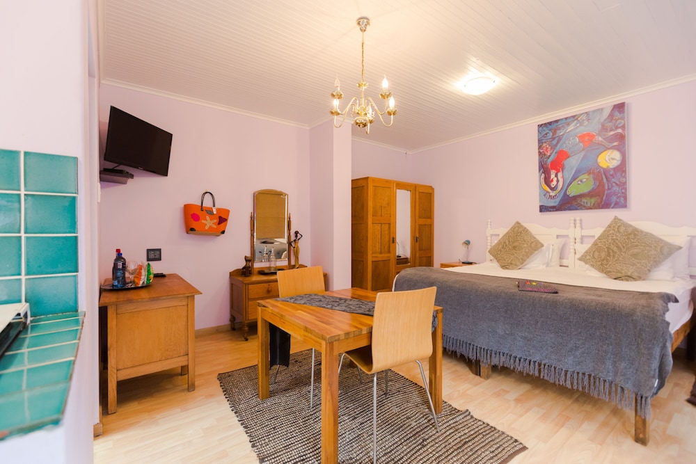 Sweet Orange Guest House 47/63