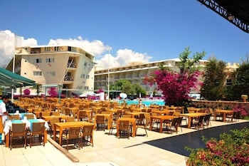 Miarosa Kemer Beach 7/73