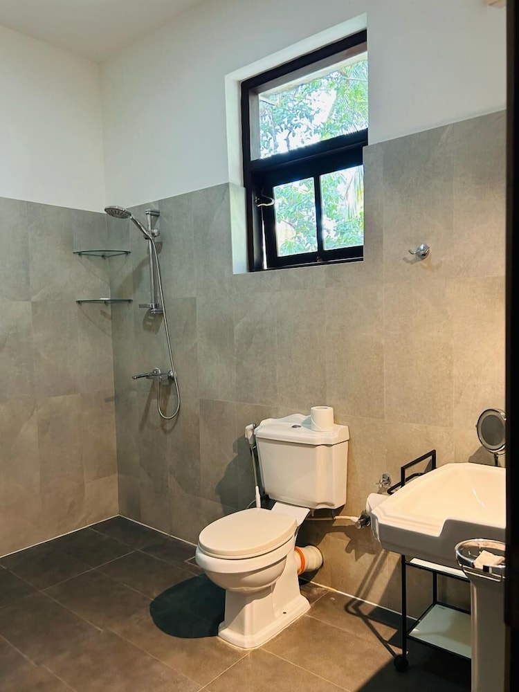 Traum Villa Bentota 50/50