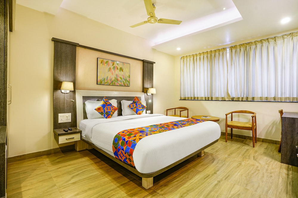 Prestige Hotel 24/50