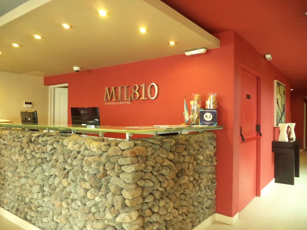 Mil 810 Ushuaia Hotel 8/67