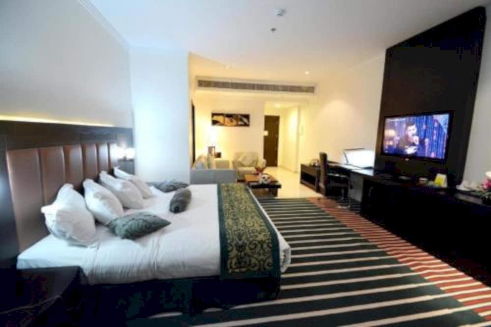فندق ميلينيا العليا(Millennia Olaya Hotel) 38/79
