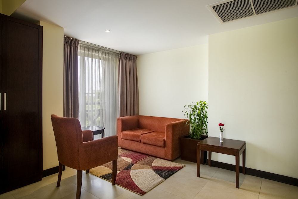 Hotel Grand Park Barisal 43/54