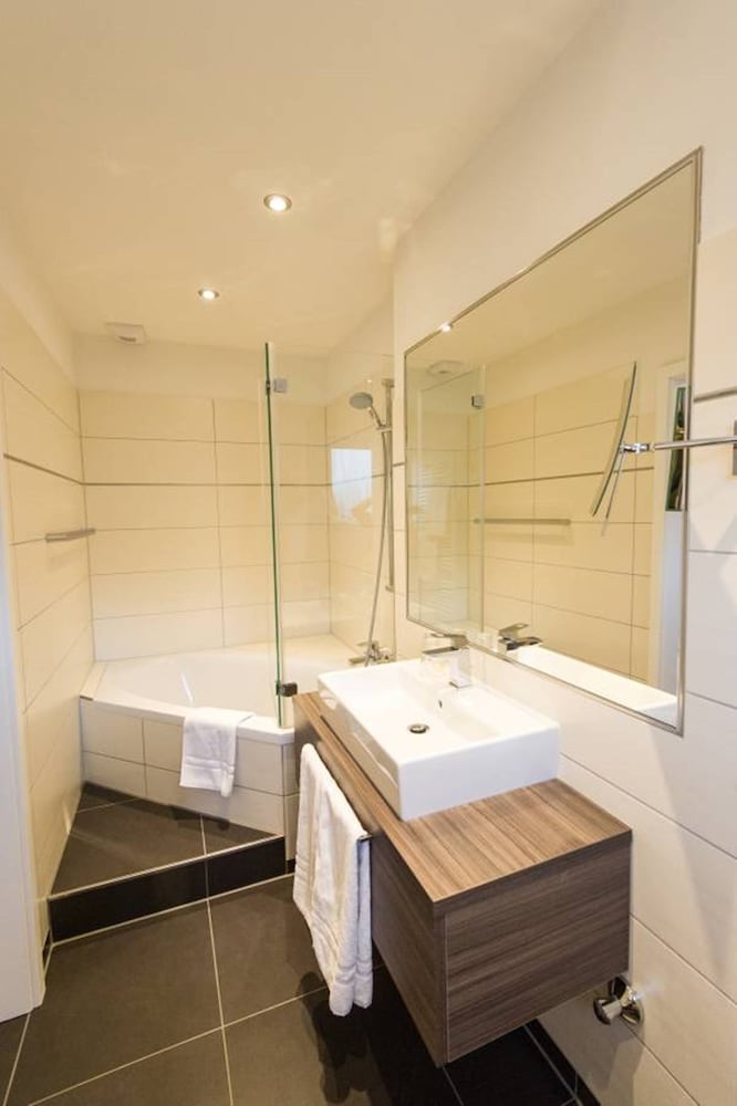 Bruhls Hotel Trapp 50/50