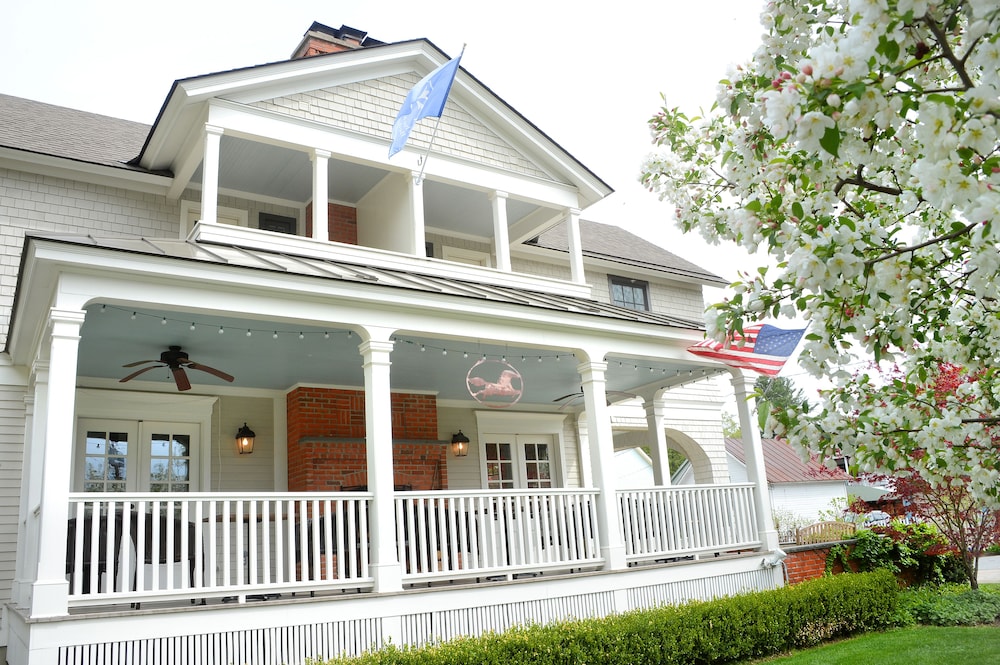 The Springwater Bed And Breakfast 1/50