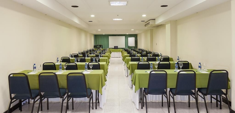 Hotel Euro Suite Recife Boa Viagem By Nacional Inn 56/69