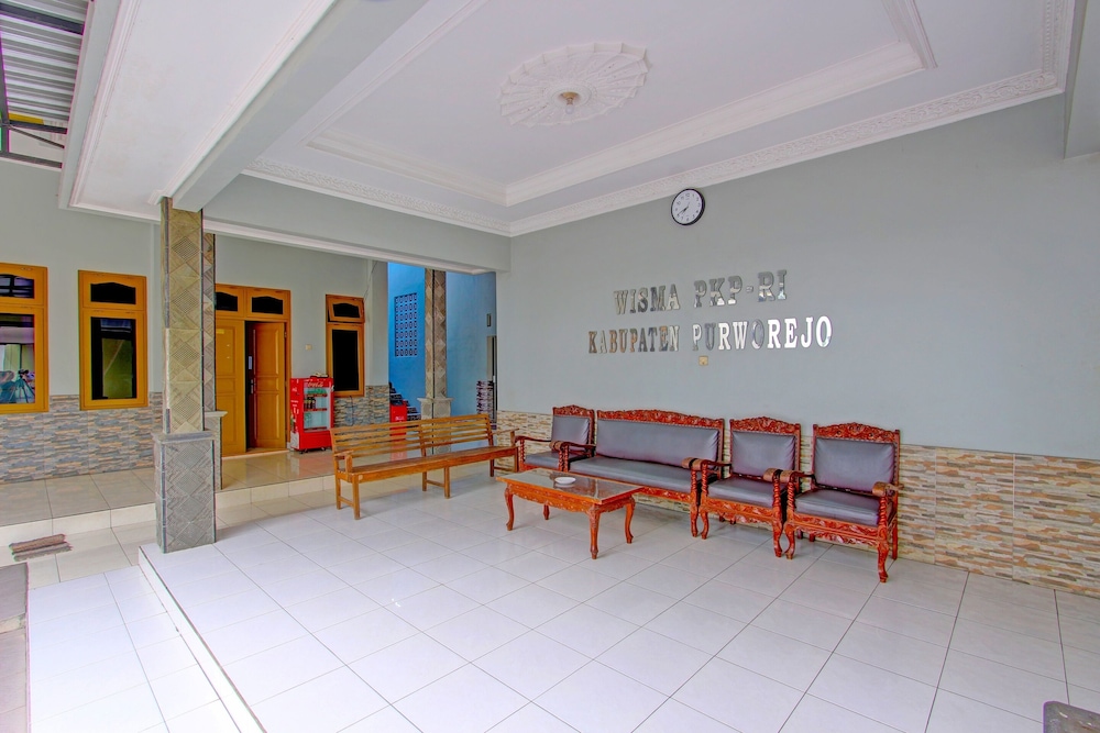 Super OYO 91748 Wisma Pkpri Purworejo 42/48