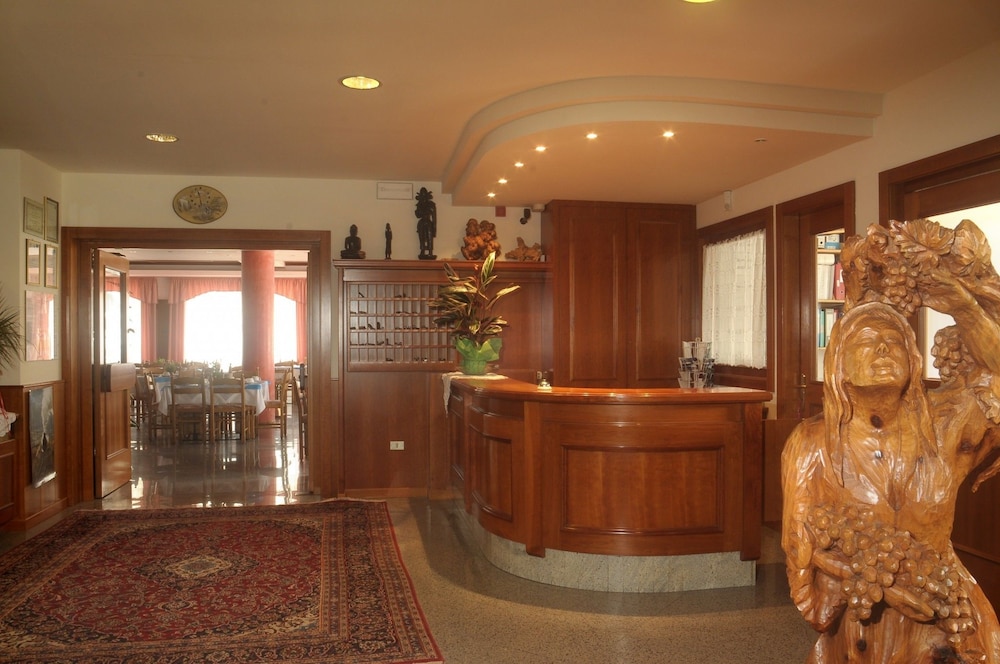 Hotel Bellaria 6/40