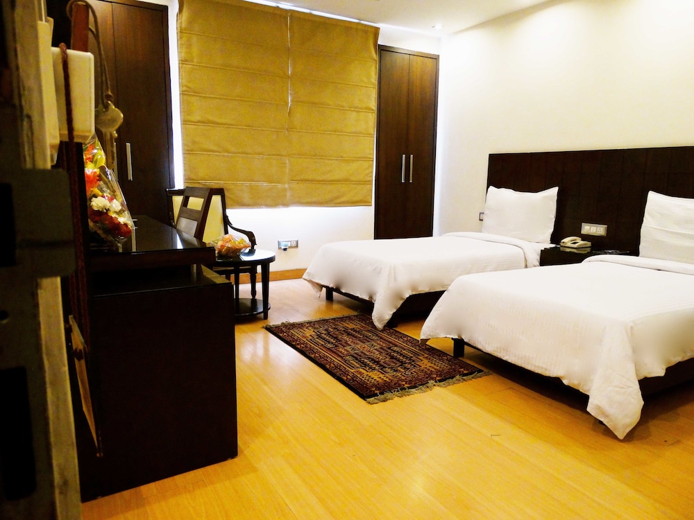 HOTEL THE LEGEND INN 15/49