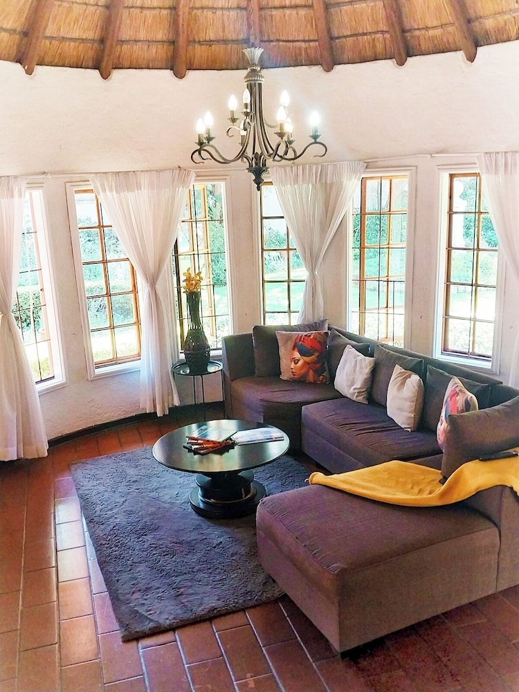 Libra Lodge 26/45
